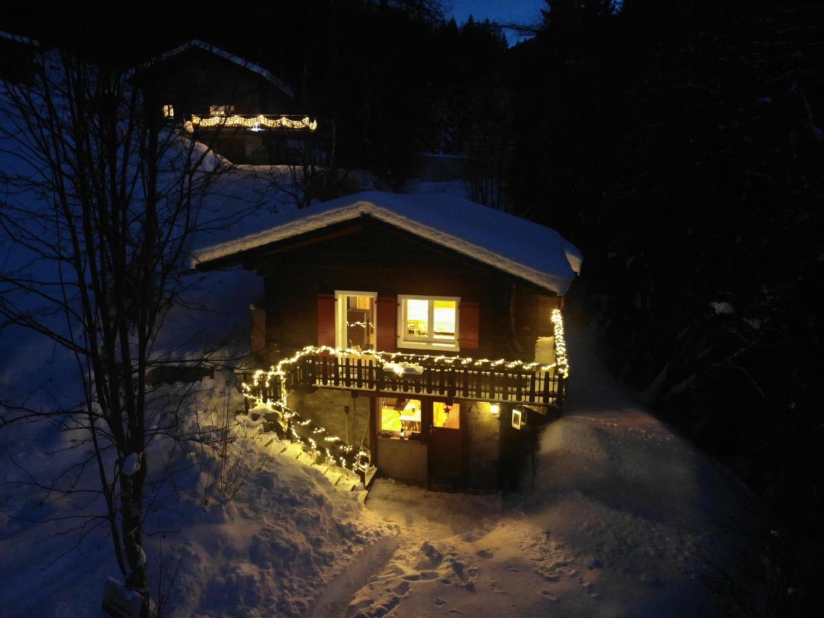 Petit Chalet Rustique Et Bucolique Bovernier Εξωτερικό φωτογραφία