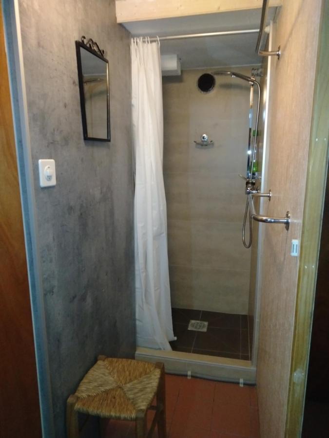 Petit Chalet Rustique Et Bucolique Bovernier Εξωτερικό φωτογραφία