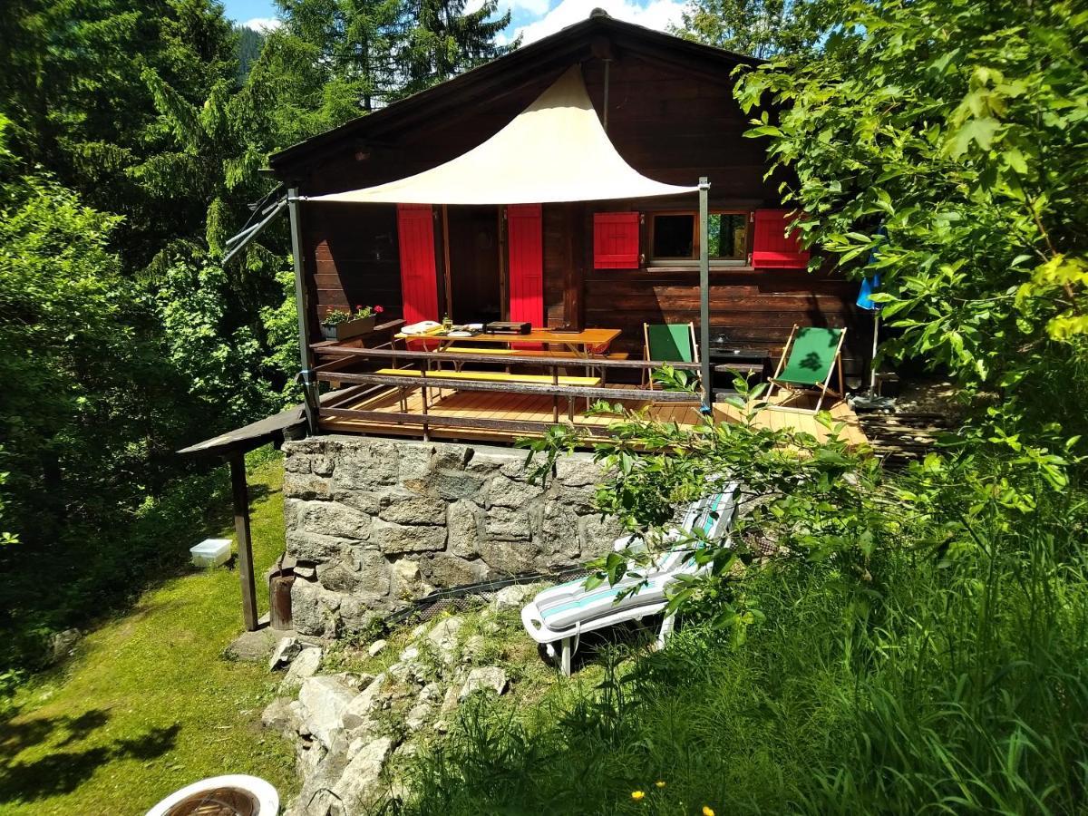 Petit Chalet Rustique Et Bucolique Bovernier Εξωτερικό φωτογραφία