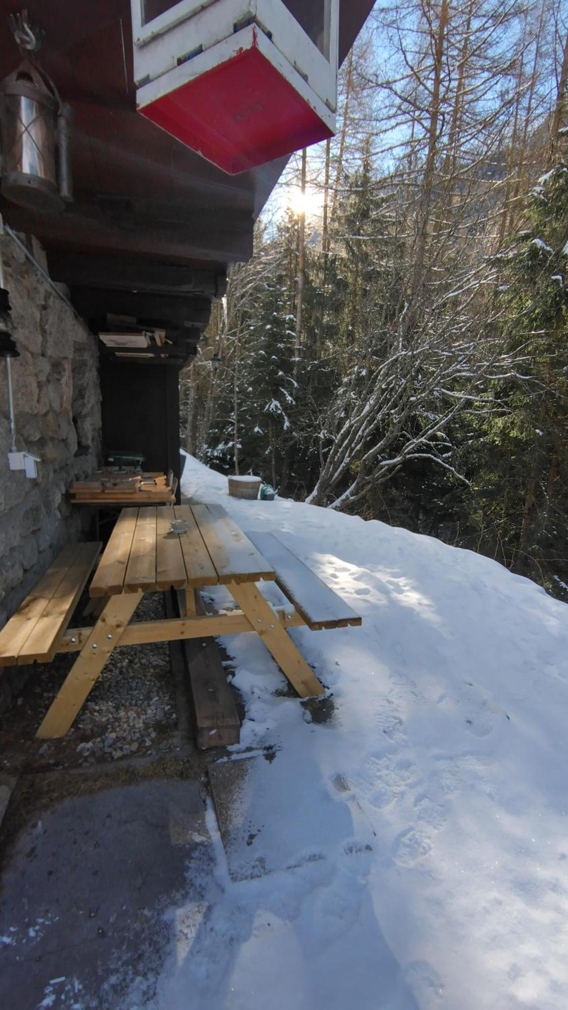 Petit Chalet Rustique Et Bucolique Bovernier Εξωτερικό φωτογραφία