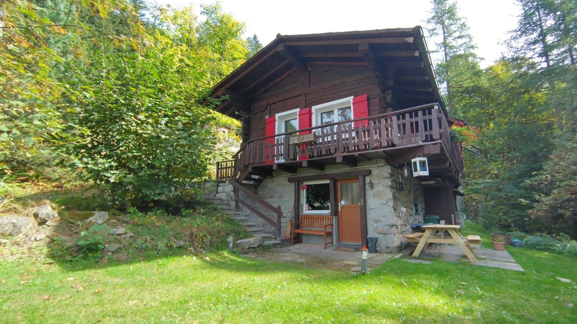 Petit Chalet Rustique Et Bucolique Bovernier Εξωτερικό φωτογραφία